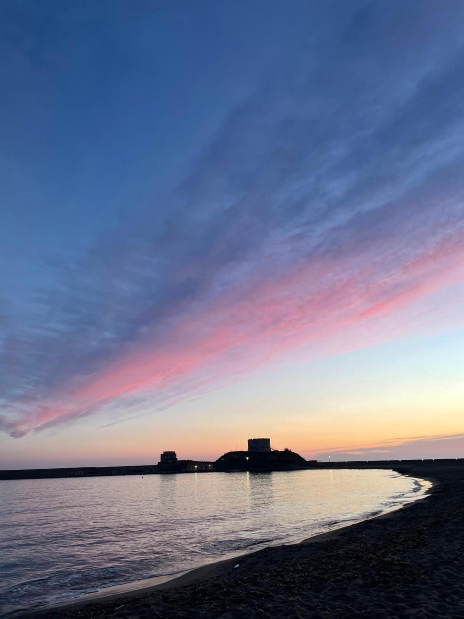 La Torre Del Pozzo Guest House بوسا المظهر الخارجي الصورة